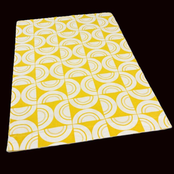 Vintage 70s TexMade Truprest DARINGLY DANISH Yellow Pillowcase SET: Geometric - Picture 2 of 11